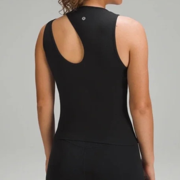 Lululemon Shoulder Cut-Out Yoga Tank - Size 6 - Picture 2 of 5